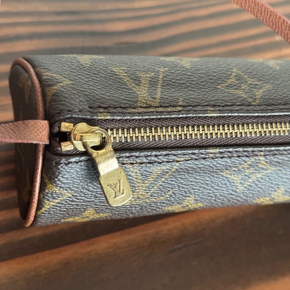 EUC Louis Vuitton Mini Papillon Pochette Monogram Canvas - Picture 7 of 15